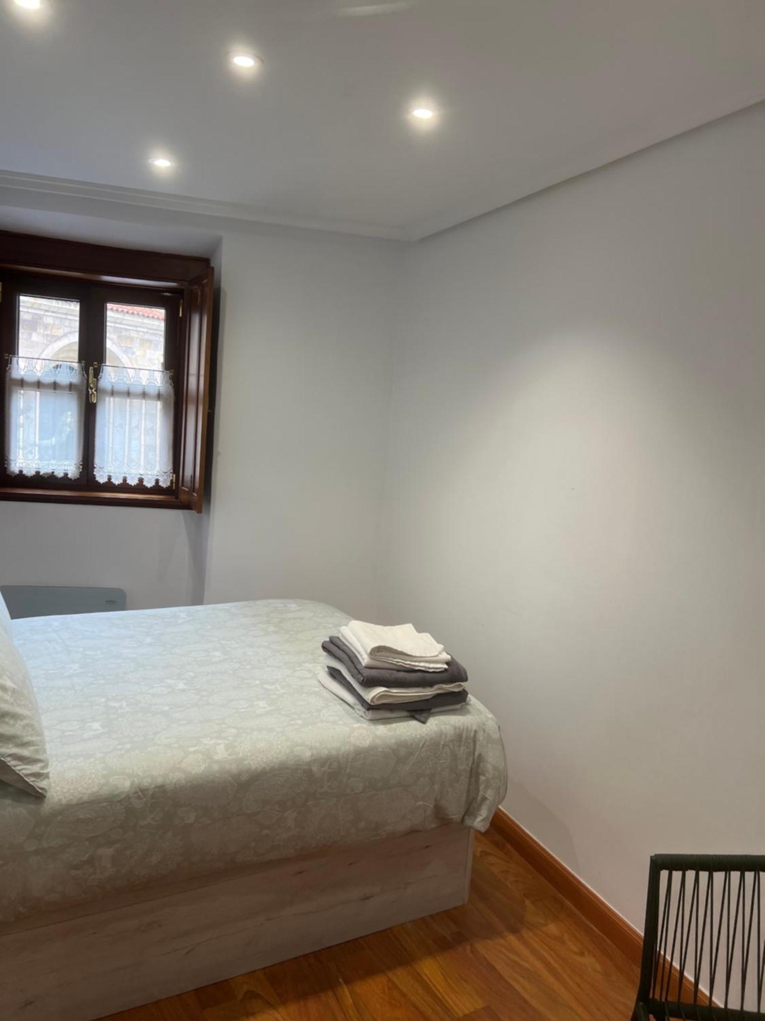 Apartamento Turistico San Nicolas Avilés Buitenkant foto