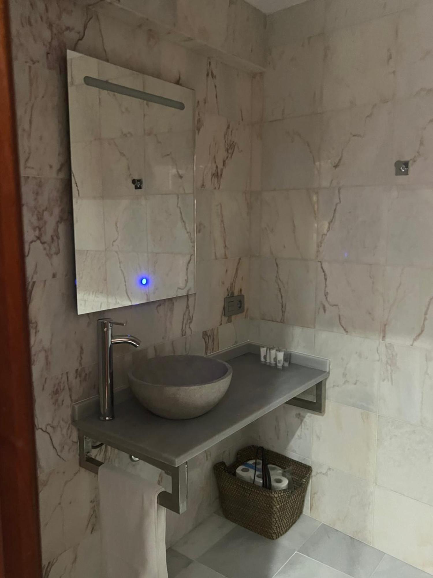 Apartamento Turistico San Nicolas Avilés Buitenkant foto
