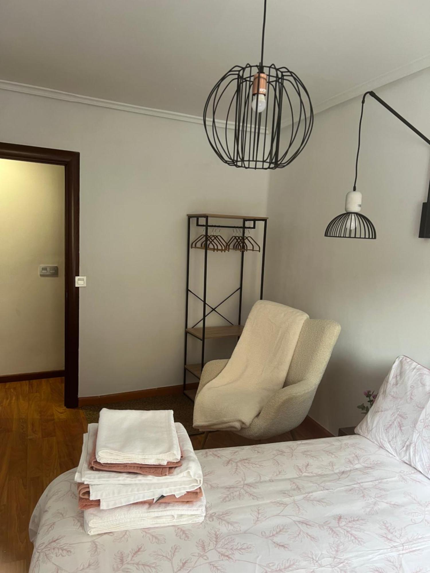 Apartamento Turistico San Nicolas Avilés Buitenkant foto