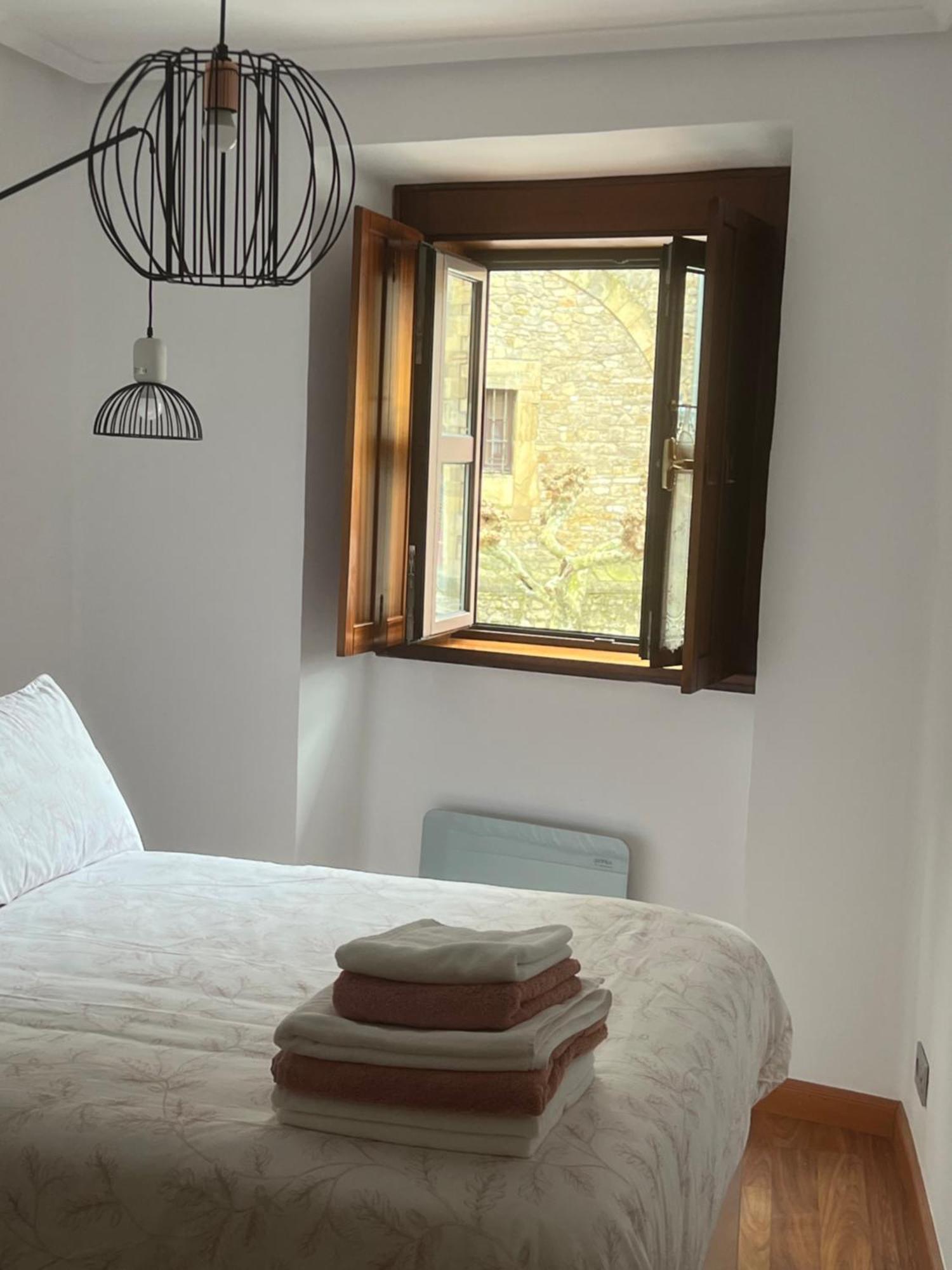 Apartamento Turistico San Nicolas Avilés Buitenkant foto